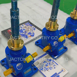 5 Ton Worm Gear Screw Jack - JTW-5T - Upright Rotating Screw