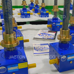 50kN Cubic Worm Gear Screw Jack - JTC50 - Upright Rotating Nut