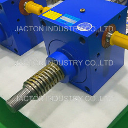 100kN Cubic Worm Screw Jack - JTC100 - Upright Translating