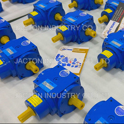 Gear Box 1:1 Right Angle Bevel Gearbox 90°Bevel Gear - JTP110 - 1:1 - 2:1